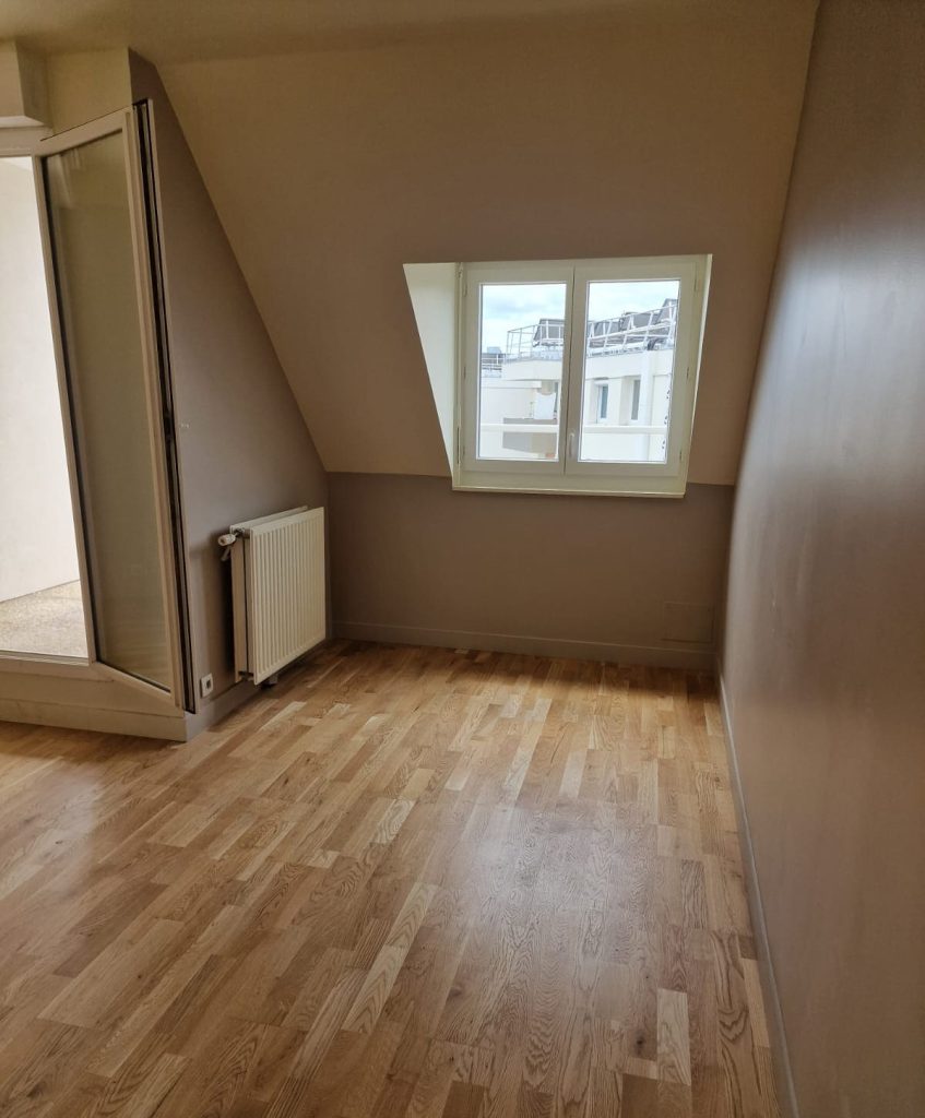 Pièce à vivre propre et nettoyée